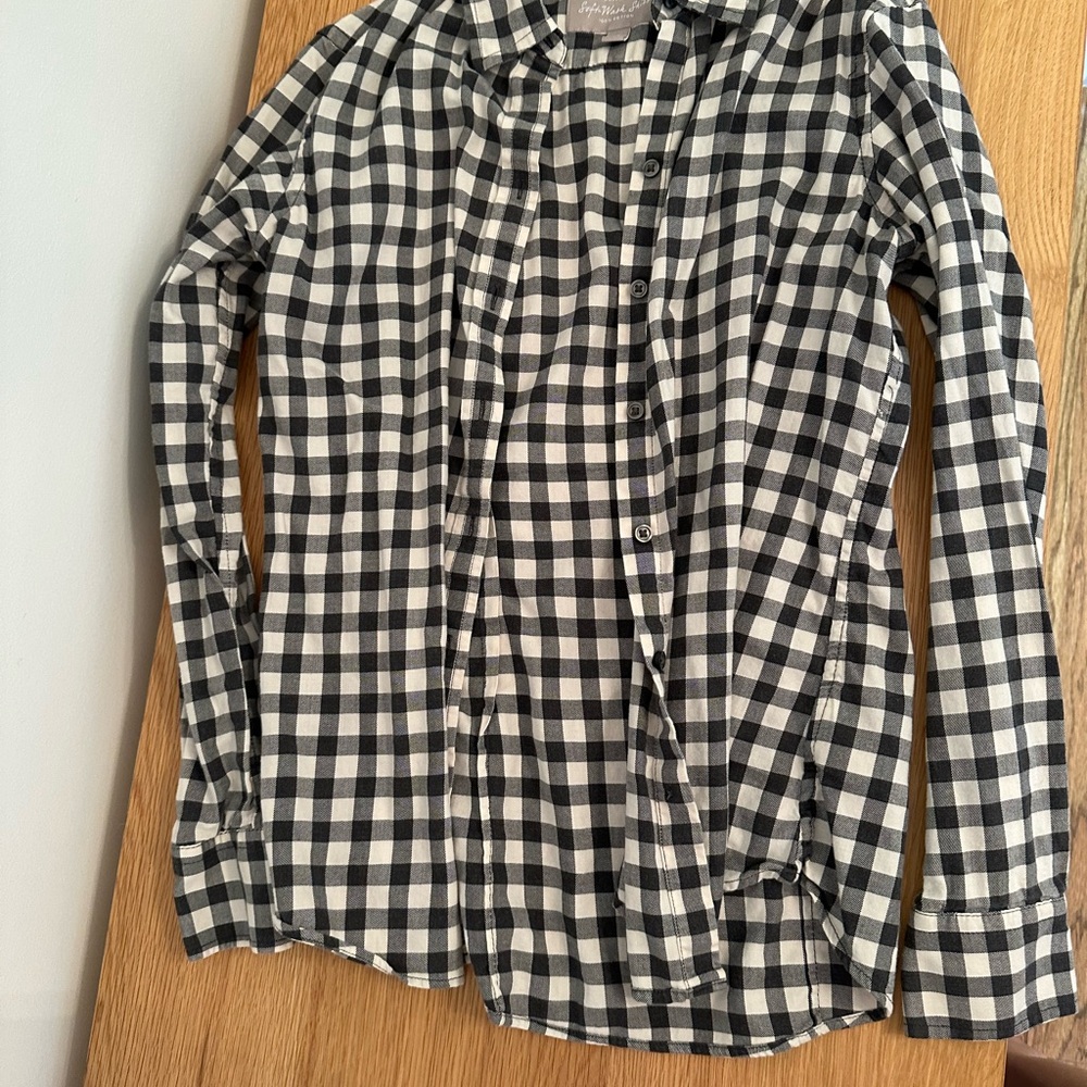 Banana Republic Black and White Checkered Blouse